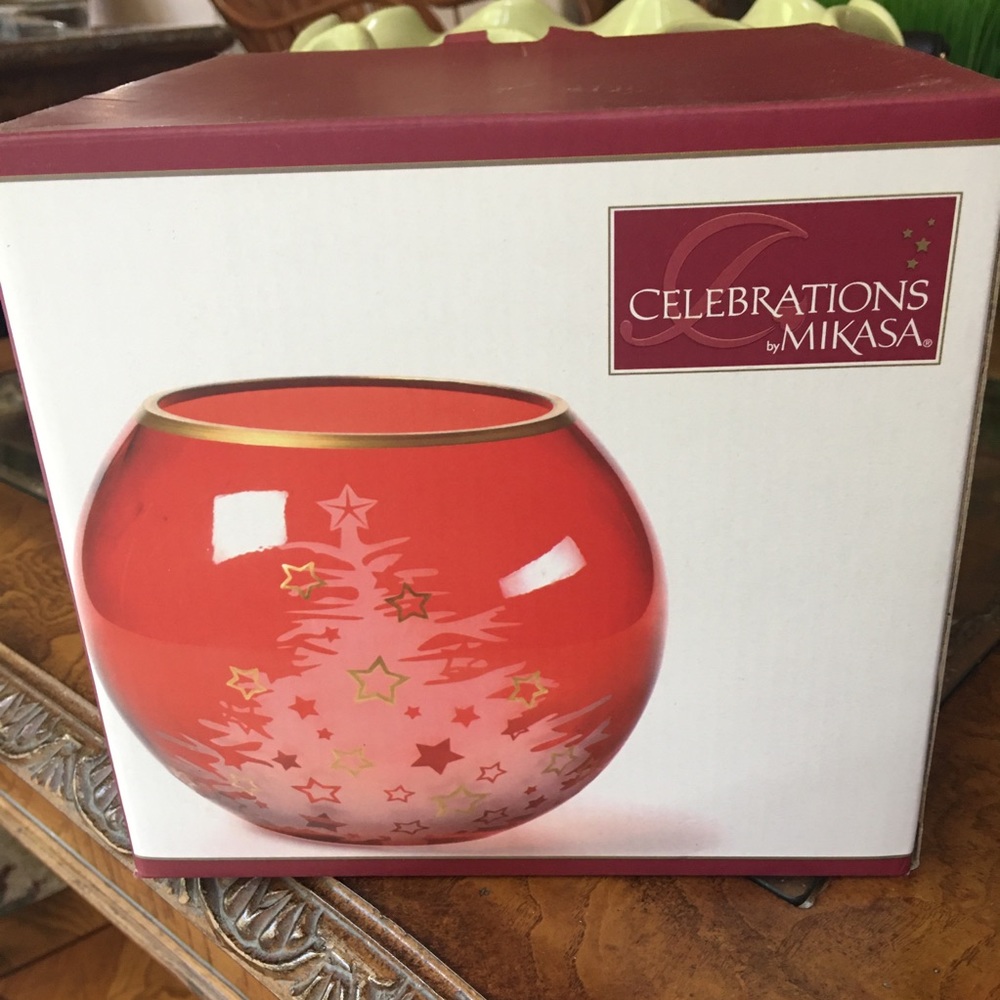 Mikasa Crystal Christmas Day Collection Bowl